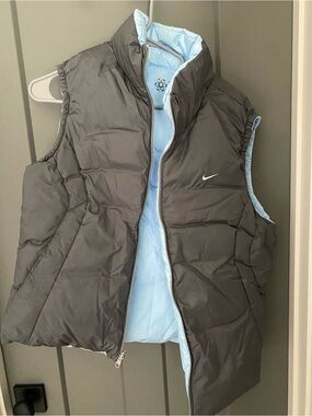 Team USA Nike Reversible Puffer Vest in Charcoal & Light Blue